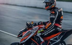 2015 KTM 1290 Super Duke R