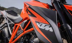 2015 KTM 1290 Super Duke R