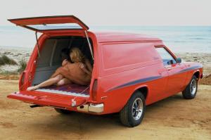 Holden Commodore Sandman Ute & Sportwagon