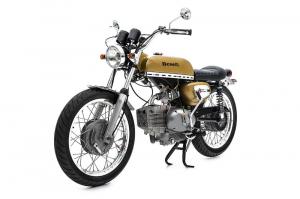 1974 Benelli SS125  by Ellaspede