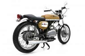 1974 Benelli SS125  by Ellaspede