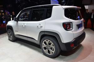 2014 Jeep Renegade Limited Live From Geneva 2014