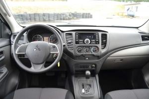 2014 Mitsubishi L200