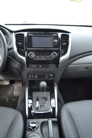 2014 Mitsubishi L200