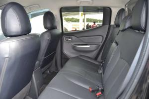 2014 Mitsubishi L200