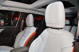 2014 Jeep Renegade Limited Live From Geneva 2014