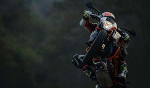 2015 KTM 690R Duke