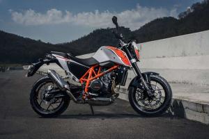 2015 KTM 690R Duke