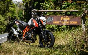 2015 KTM 690R Duke