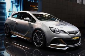 2014 Opel Astra OPC Extreme Concept Live From Geneva 2014