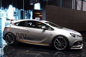 2014 Opel Astra OPC Extreme Concept Live From Geneva 2014
