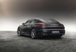 2015 Porsche Panamera Edition
