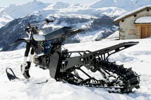 2015 Yamaha HL500 by Husky Restorations