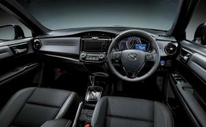 2015 Toyota Corolla Fielder Hybrid G WxB
