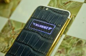 Примеры эксклюзивных чехлов для iPhone от Mansory