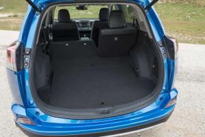 2015 Toyota RAV4 Hybrid US)