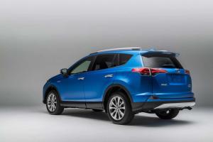 2015 Toyota RAV4 Hybrid US)