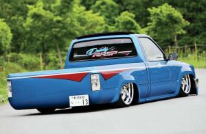 1996 Toyota Hilux Low Ride