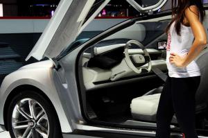2014 ItalDesign Giugiaro Clipper Live From Geneva 2014