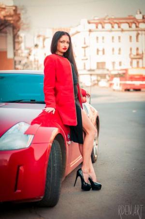 Две огненных леди