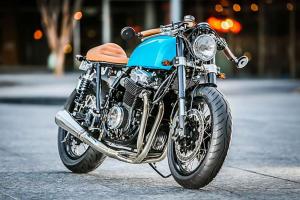 Honda CB750 1972: кафе рейсер от Rocker Classic Motorcycles