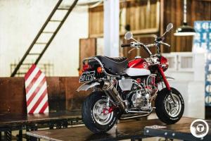 2015 Honda Z50JZ Monkey by Nick Sawyer