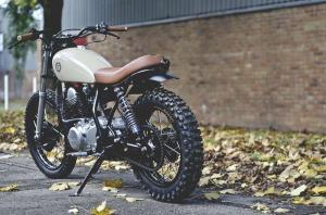 2015 Yamaha SR400 by Auto Fabrica