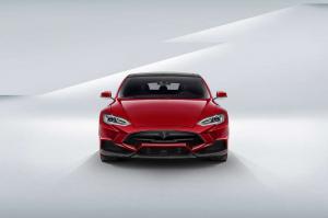 2015 Tesla Model S by Larte Design