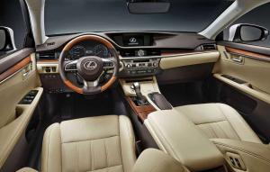 2015 Lexus ES300h