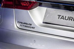 2015 Ford Taurus