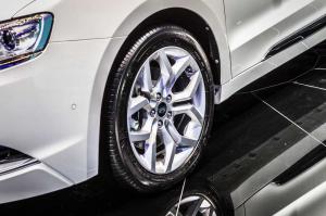 2015 Geely GC9