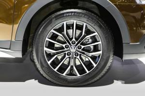 2015 Volkswagen Cross Lavida