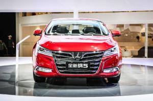 2015 Luxgen 5
