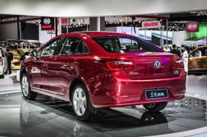 2015 Dongfeng Fengshen L60