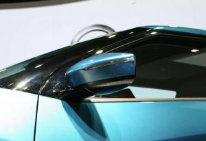 2015 Nissan Lannia