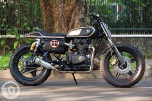 2015 Honda CB450 Black Bomber by Gearhead Monkey Garage