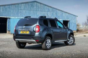 2015 Dacia Duster Commercial UK)