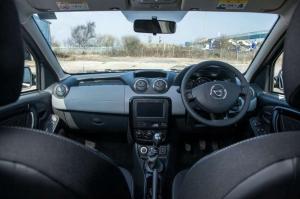 2015 Dacia Duster Commercial UK)