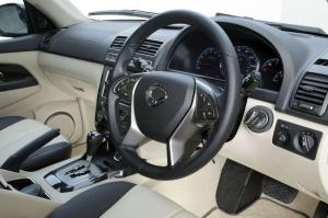 2015 SsangYong Rexton W UK)