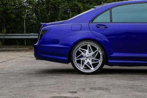2015 Mercedes-Benz S-Class on Forgiato Wheels Finestro)