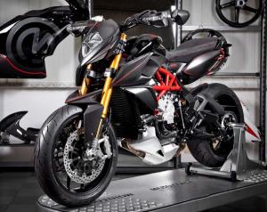 2015 MV Agusta Rivale VIPRA by Motocorse