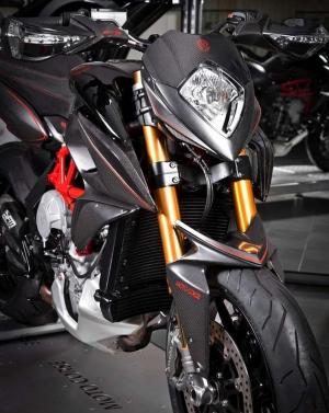 2015 MV Agusta Rivale VIPRA by Motocorse