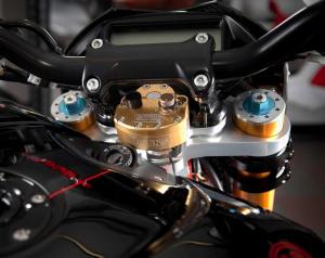 2015 MV Agusta Rivale VIPRA by Motocorse