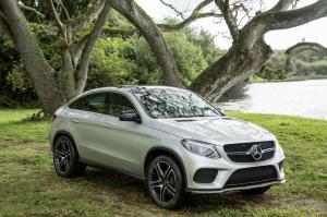 Mercedes-Benz Jurassic Park