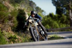 2015 Yamaha XV950 by Matt Black
