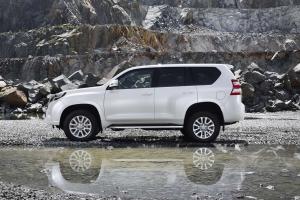 2013 Toyota Land Cruiser Prado