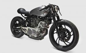 Yamaha XV750 - спортивный кастом от Storzo Rebuild