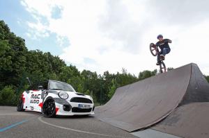 2015 Mini Clubman S by Mac Audio System