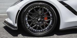 2015 Chevrolet Corvette Stingray on Forgiato Wheels Maglia)
