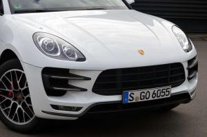 2015 Porsche Macan Turbo